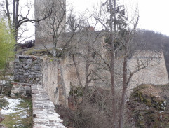 Rozhovor na hradbách