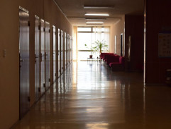 chodba polikliniky 2