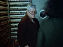 V predajni cestovných lístkov "Pán vedúci môžeme ísť na jednu pepsikolu?"