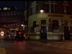 Přeed hospodou Globe, Borought market