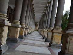 Kopytem sem, kopytem tam