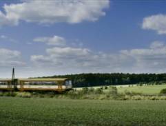 Krajina kolem kolejí