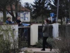 Před domem horníka Petráska