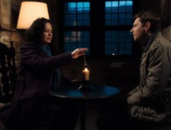 Simona vyvolává duchy