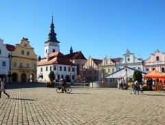 Náměstí v Klivicích