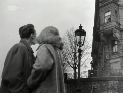 Před Bendovým domem