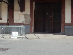 Okradený bodyguard Rezek