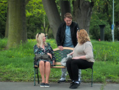 Maminky na lavičce