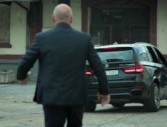 Okradený bodyguard Rezek