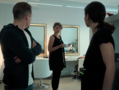 V Sářině kadeřnictví