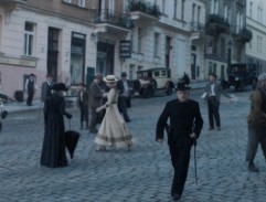 Před Rašínovým domem