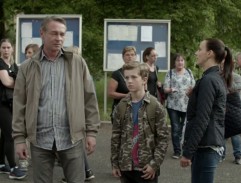 Před úřední deskou