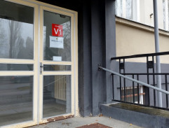 S01E07 Smrt v maskách