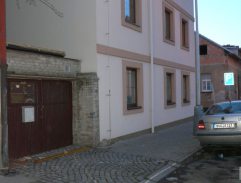 Před hospodou u Sudu