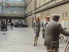 4. Válka si nevybírá