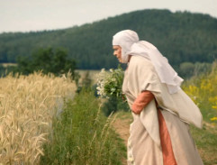 Apolena nachází nemluvně