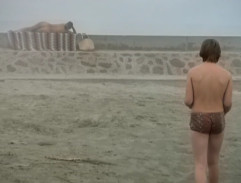 Soudružka učitelka u Balatonu