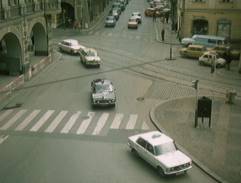 Průjezd náměstím