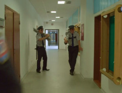 8. Komu sa nelení, tomu sa...