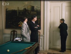 u kulečníkového stolu