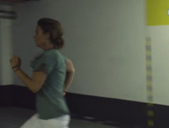 v podzemných garážach nemocnice