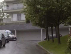 pri dome Aleša Petráša