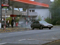 Auto s výbušným benzínom odchádza