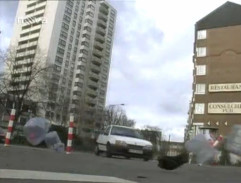 Semir a Tom naháňajú dodávku s vodou