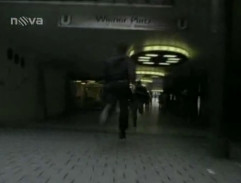 Chris beží za mužom na úteku