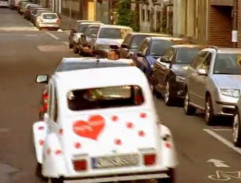 Sturmi naráža do Benovho auta