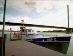 Čln riečnej polície