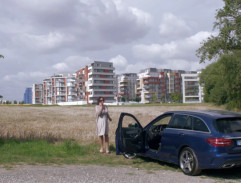 Johana telefonuje do Německa