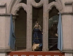 Královna na arkádách