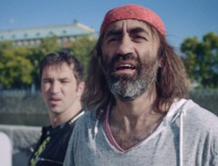 Hele, tam se nesmí parkovat!