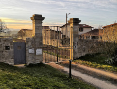 Brána do Fond De L'etang Internat