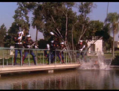 Lávka na hřbitově