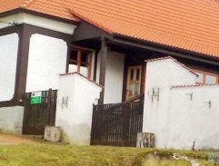 schodisko v hájovni