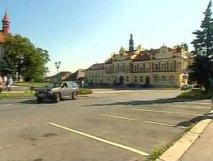 námestie pred školou