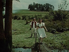 Mlýnář s dcerou se vracejí k mlýnu