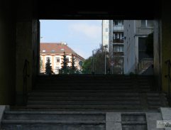 Jen ho nechte, ať se bojí