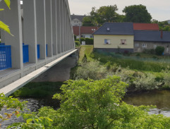 Draha pouští kočárek