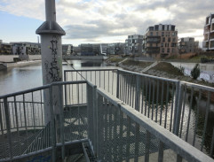 Prodejkyně Runway kosmetiky