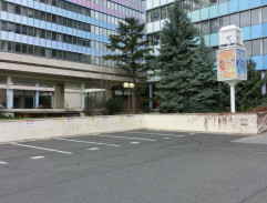 Ten svetr si nesvlíkej