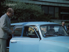 Ten svetr si nesvlíkej