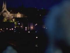 "Doktor" Fišárek domlouvá s Oldou odeslání energie a zaměřuje jeho okno