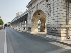 Policista na motocyklu