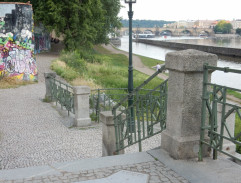 Zítra se bude tančit všude