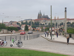 Zítra se bude tančit všude