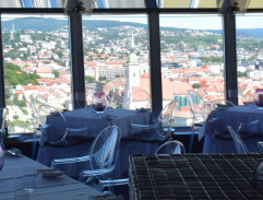 Minister školstva na rande