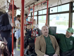 Extrémisti v autobuse